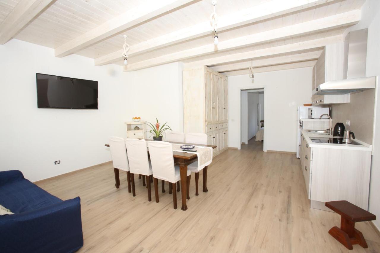 Capri 53 Villa Àrbatax Екстериор снимка